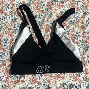 nike sports bra